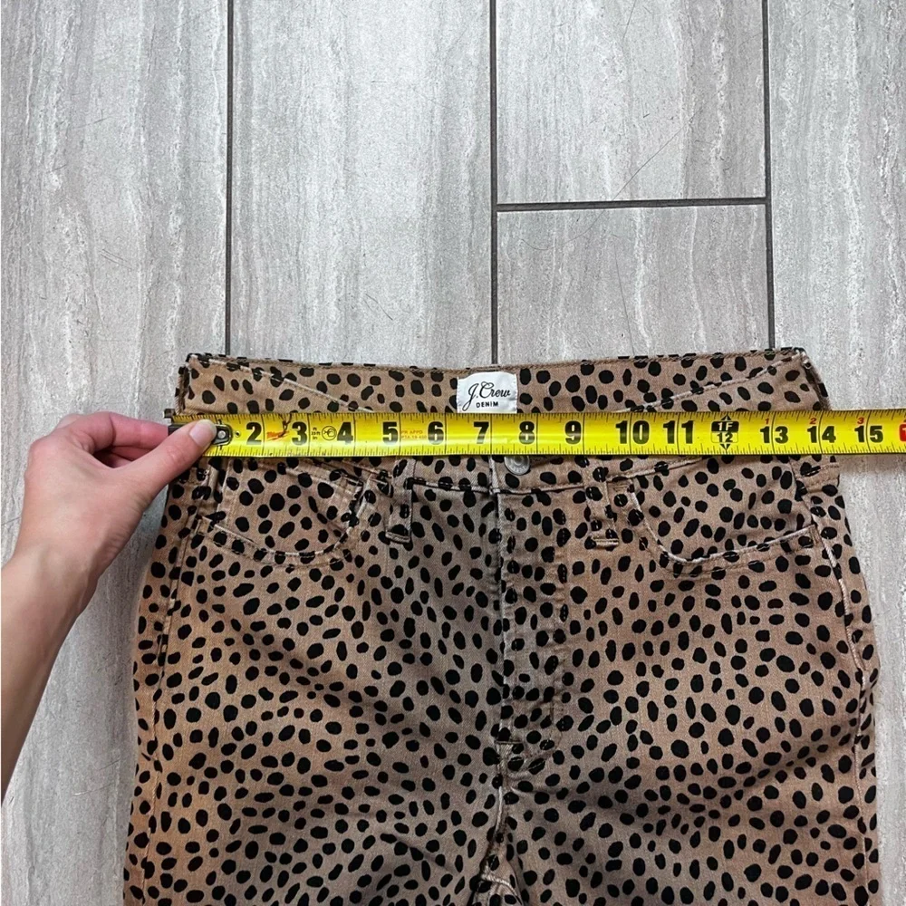 J Crew 9” Toothpick Jeans in Leopard Dot Print size 27